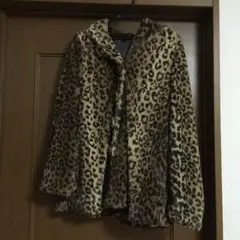 ヒョウ柄コート