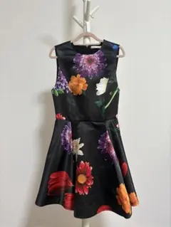 2025年最新】alice+olivia ワンピースの人気アイテム - メルカリ