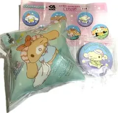 シナモンロール　クッションチャーム、缶バッチ