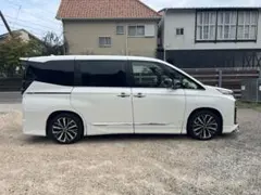 早い者勝ち！80系ノアSi・ヴォクシーZS用ワンオフのダウン風フェンダー