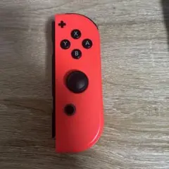 Nintendo Switch ジョイコン　右　ライトレッド