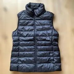 ユニクロ　ウルトラライトダウンベストMサイズ