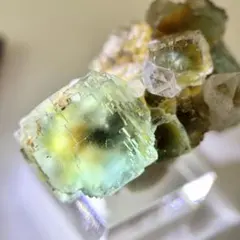 ナミビア オコルス産 フローライト 鉱物標本 原石