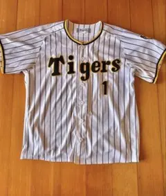 シワあり XOサイズ 阪神タイガース 森下翔太 旧ユニフォーム - メルカリ