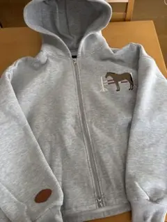 那須ファームビレッジ　紗栄子　さん　刺繍パーカー　グレー 那須ファームビレッジ 紗栄子 さん 刺繍パーカー グレー 紗栄子 那須