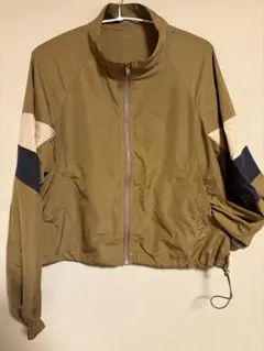【新品未使用】ディスコート　ナイロン ジャケット サイズFのサムネイル