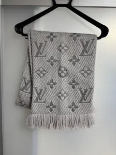 【本日までの価格】ルイヴィトン　エシャルプ ロゴマニア マフラー　ライトグレー