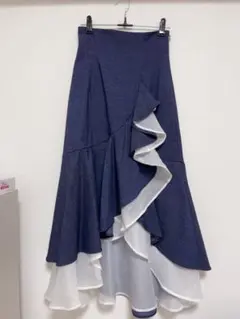 An MILLE ハイウエストフリルシアースカートのサムネイル