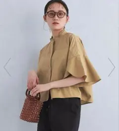 極美品UNITED ARROWSピンタック ショートスリーブ ブラウス ベージュ