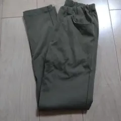 無印良品　140サイズ オリーブグリーン 長ズボン