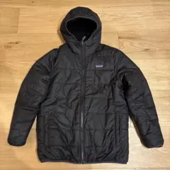 patagonia 黒 キッズ XL14 ジップアップブルゾン　フード付き