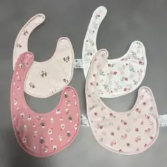 【最終値下げ】UNIQLO BABY スタイ　よだれかけ4枚セット