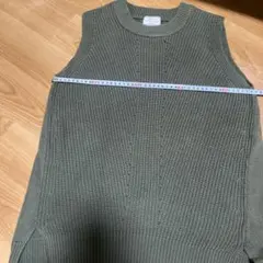 オリーブグリーン ニットベスト