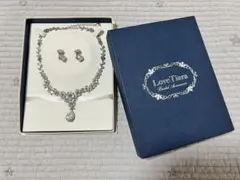 Love Tiara （ラブティアラ）ネックレス＆イヤリングセット