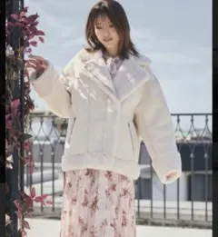LANTINAM Fake Mouton Jacket オフホワイト　松村沙友理