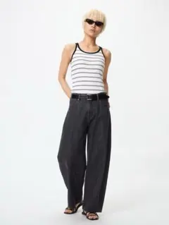 ユニクロ　バギーカーブジーンズ