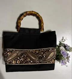 黒 インド刺繍入りハンドバッグ