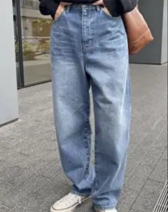 ハグオーワー⭐︎裾フリンジカーブデニムパンツ美品 ハグオーワー⭐︎裾フリンジカーブデニムパンツ美品 - メルカリ