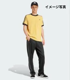 アディダスオリジナルス ベージュ