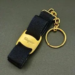 極美品✨Salvatore Ferragamo キーリング ヴァラ ネイビー