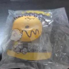 スヌーピー　ベーカリーチャーム　ガチャ チャーリー ブラウン