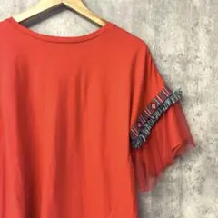 【美品】ROSE BUD 赤 フリル付き 半袖Tシャツ 刺繍　M