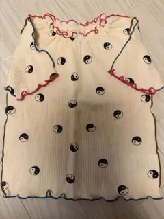 陰陽模様 フリル付き　Tシャツ 100サイズ　マーキーズ