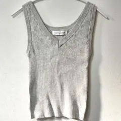 【美品】ALEXIA STAM リブニット ノースリーブ グレー　アリシアスタンのサムネイル