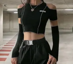 ブラック オフショルダー Tシャツ JP-S SHEIN ダンス Y2K