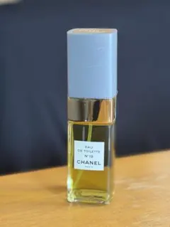 美品★CHANEL No.19