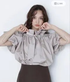 NATURAL BEAUTY BASIC 2wayリボンボウブラウスのサムネイル