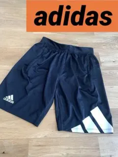 adidas 3本ストライプ ブラックハーフパンツ M