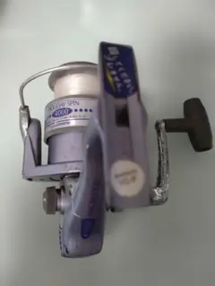 SHIMANO HOLIDAY SPIN 4000 スピニングリールのサムネイル