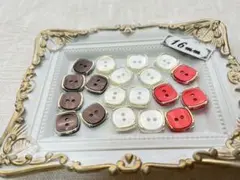 183.カラフル　ボタン　レトロ