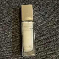【新品未使用】DIOR スキンフォーエバーグロウ　マキシマイザー パーリー