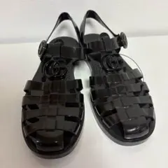 GUCCI ブラック グルカサンダル　GGマーモントロゴ グッチ グルカサンダル 黒 ブラック キャット GGマーモント