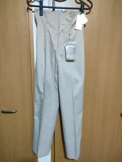 Item thumbnail for item 12929705-c06f-48f9-a80e-588bb3dfc1d2