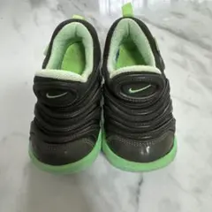 NIKE ダイナモフリー