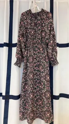 フラワープリント マキシワンピース