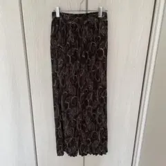 ブラウン