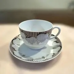 Item thumbnail for item 80a4f434-c7b5-4d74-84ee-712fe2ff35ef