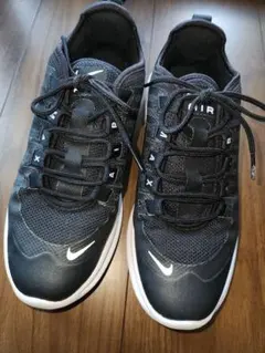 Nike AirMaxアクシススニーカー ブラック23センチ