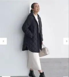 タイオン　アンフィーロ　キルティング ダウンジャケット フード付き　ネイビー