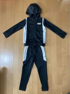 セットアップ ウェア