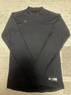 【美品・送料無料】DESCENTE デサント長袖アンダーシャツ M ブラック
