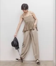 新品未使用　サロペット オーバーオール ペプラムキャミ コクーンサロペット