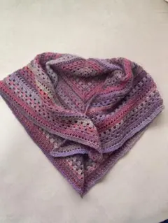 ハンドメイド　グラデーションカラー　三角ストール