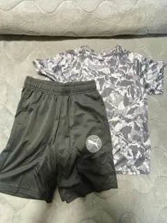 PUMA 迷彩ジャージ上下セット　130センチ