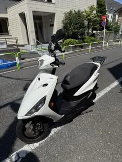 YAMAHA Axis Z ホワイト 原付二種 バイク本体のサムネイル