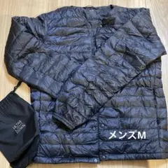 ウルトラライトダウン　メンズM ユニクロ　UNIQLO　紺　ネイビー